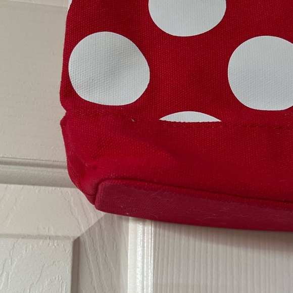 Authentic Disney Parks Minnie Mouse bag, red and white in good condition - Picture 5 of 13